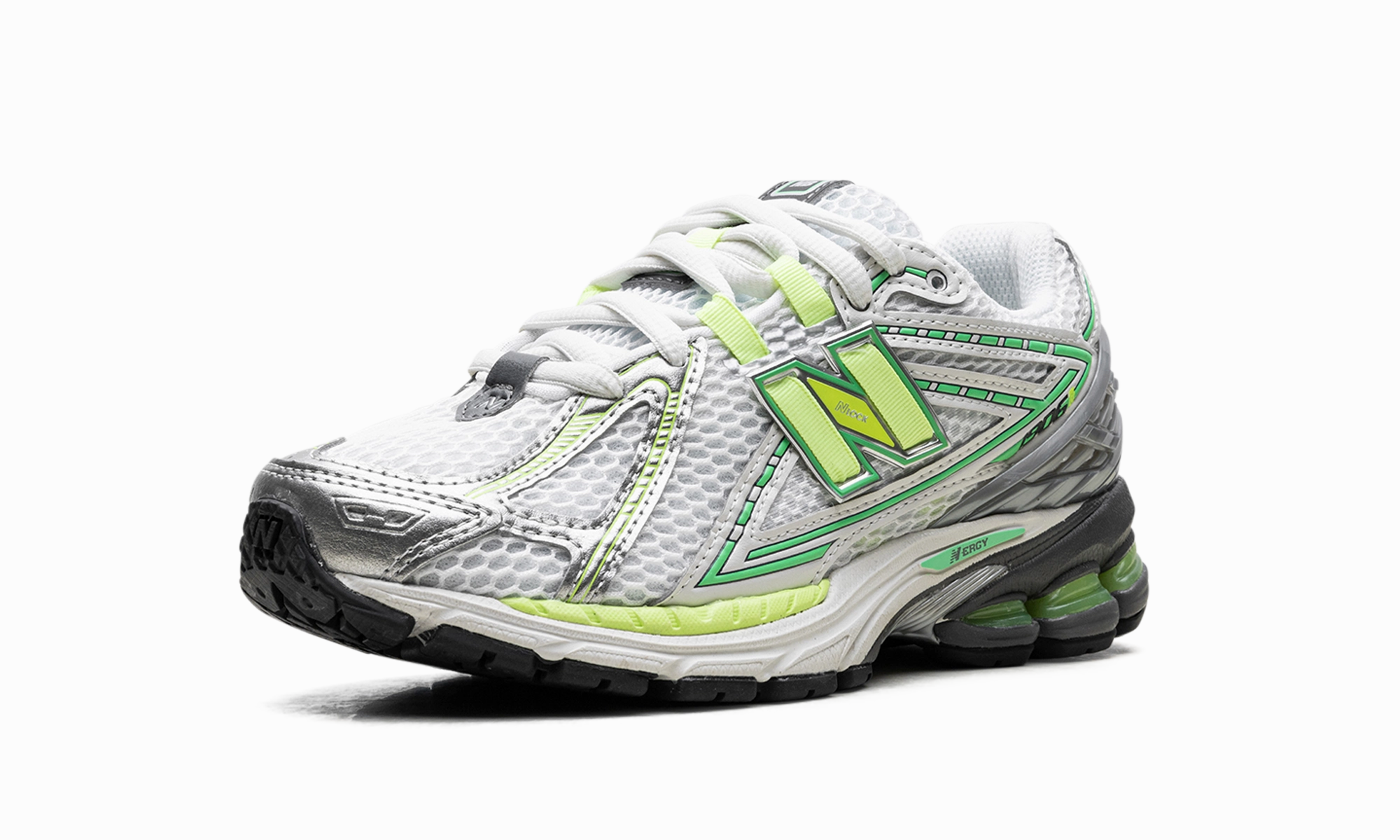 1906R "Neon Pack - Green - ASOS Exclusive" fluorescent shoes grass running