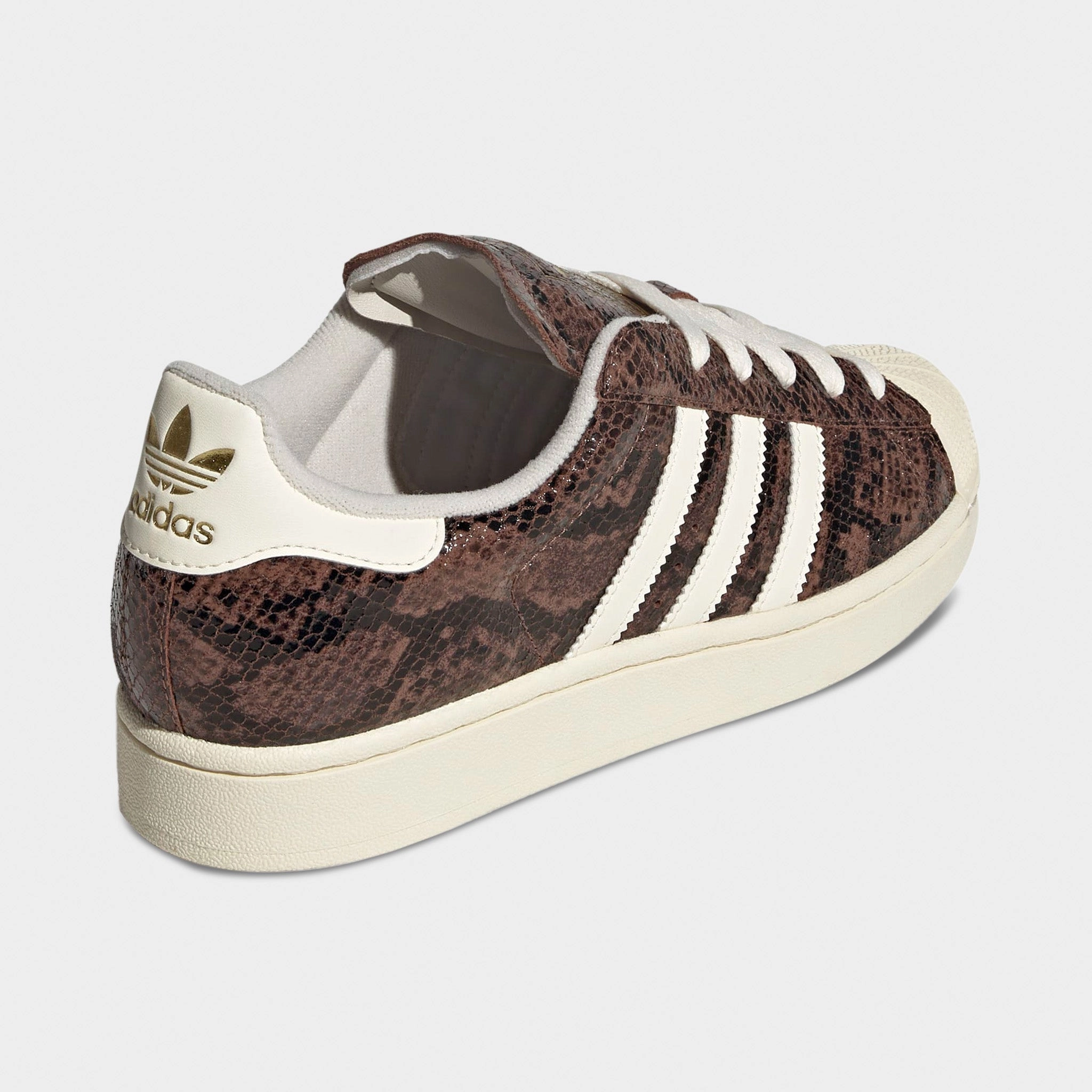 Compression Molded Flexible Steps adidas Women's Superstar II Preloved Brown / Cream White