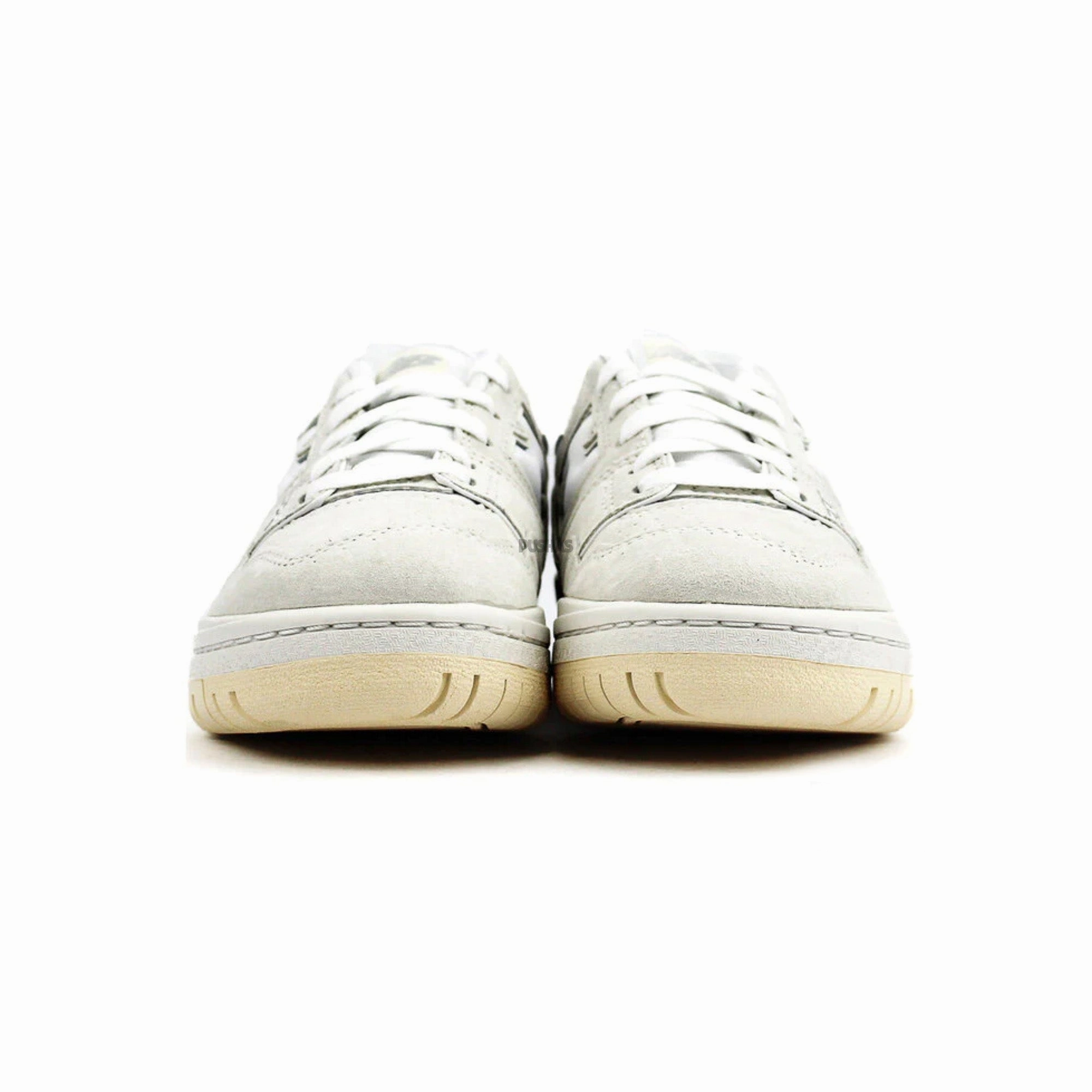 Rockered Sole short - distance running New Balance 550 'Sea Salt Macadamia Nut' Women's (2022)