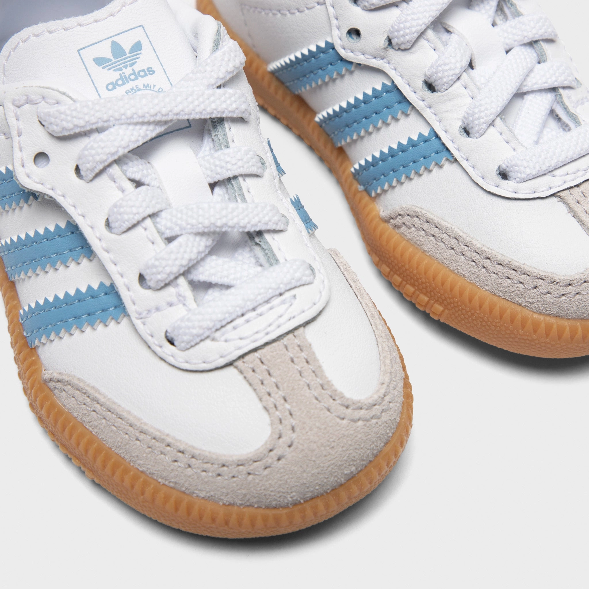 Pressure Dispersing Design adidas Infants' Samba OG White / Ash Blue - Gum