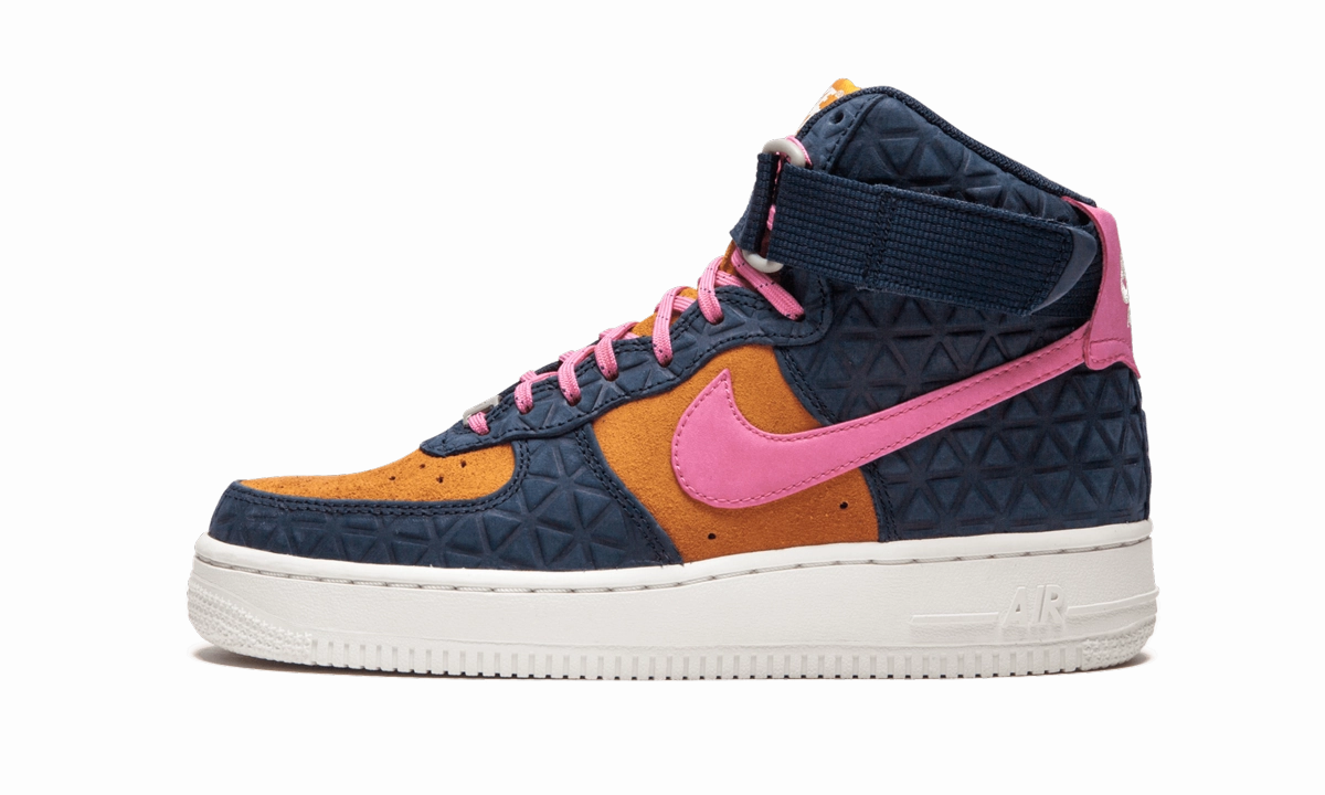 AIR FORCE 1 HI PRM SUEDE WMNS "Dynamic Pink" Prairie Hike Step Style