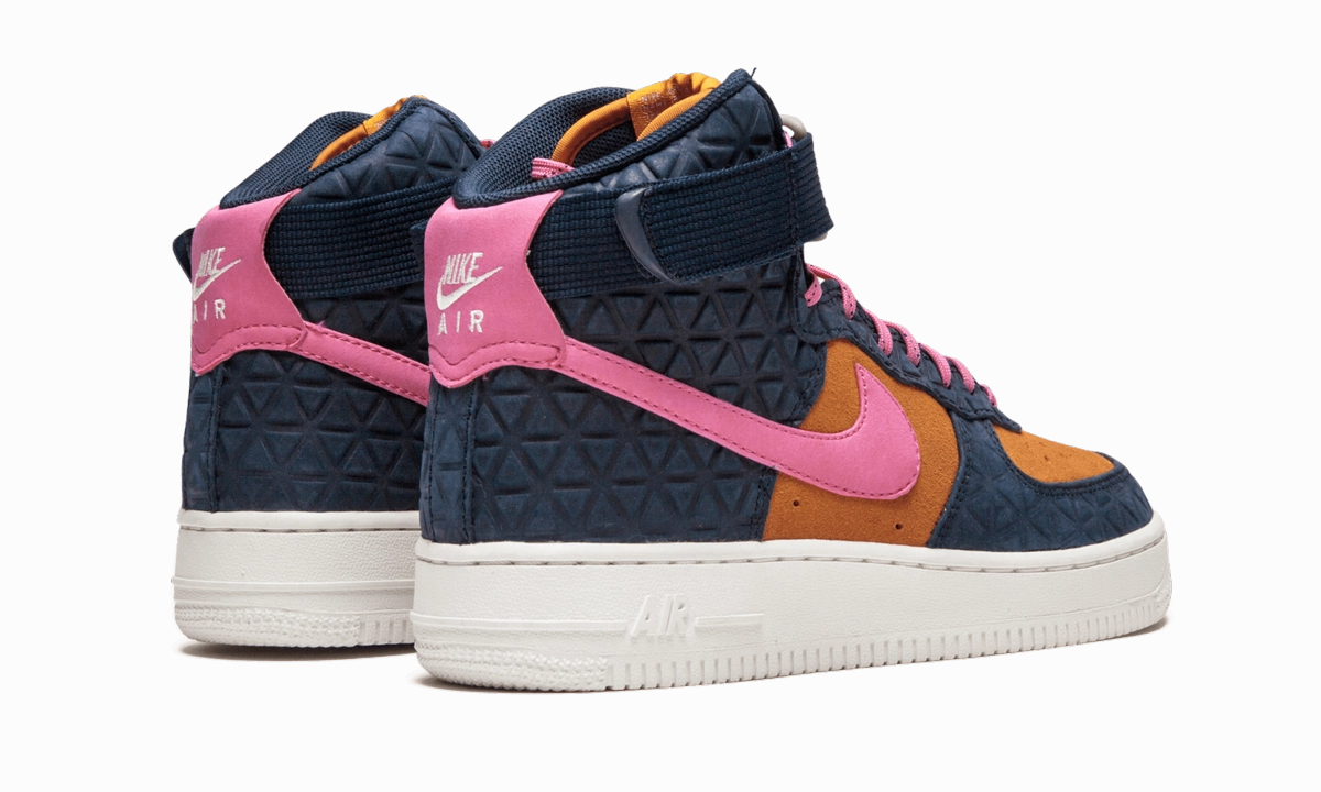 Every Occasion High Step AIR FORCE 1 HI PRM SUEDE WMNS "Dynamic Pink"