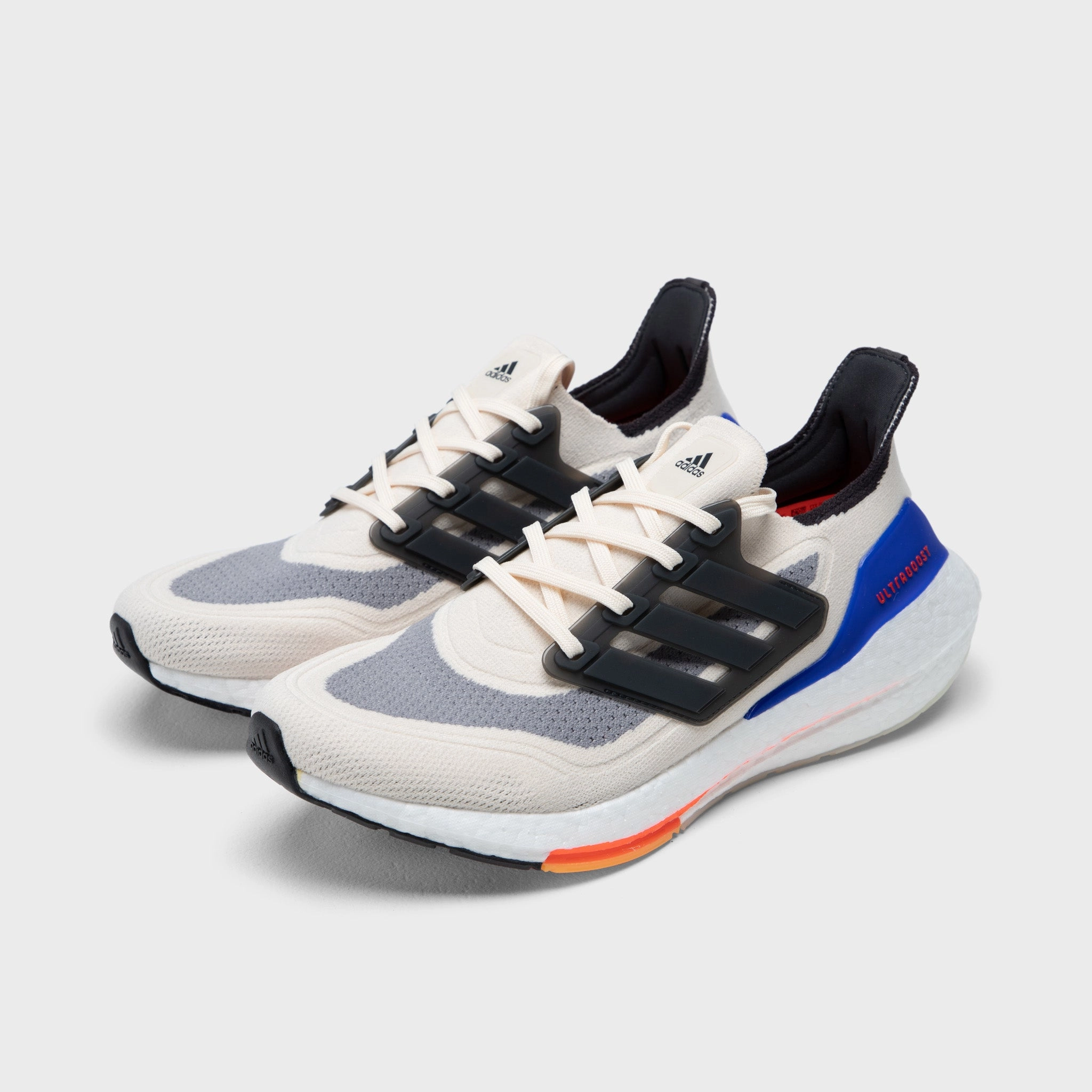 Basic Appeal Low Impact Sole adidas Ultraboost 21 White / Carbon - Solar Red