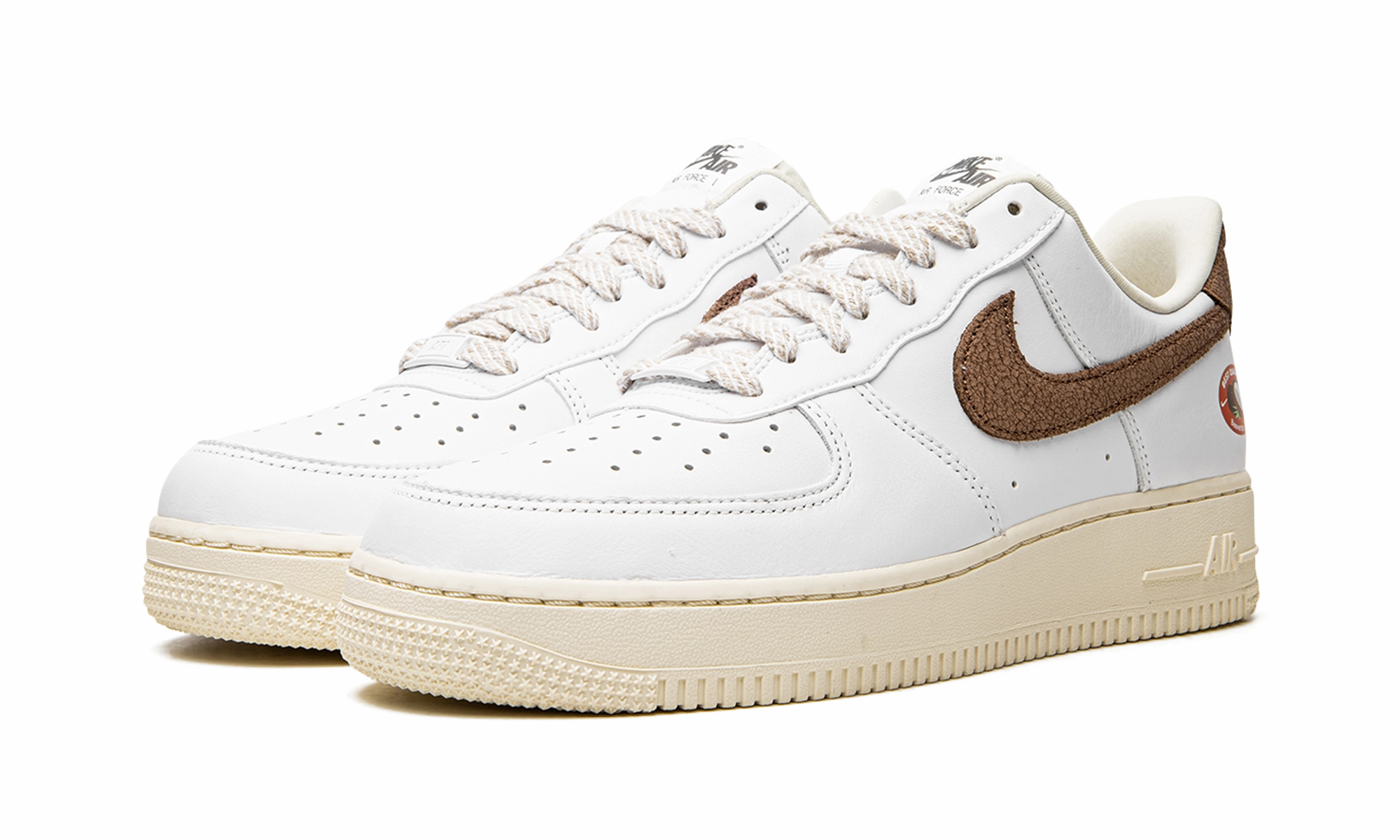 AIR FORCE 1 LO '07 LX WMNS "Coconut" Urban Explorer Kick Step