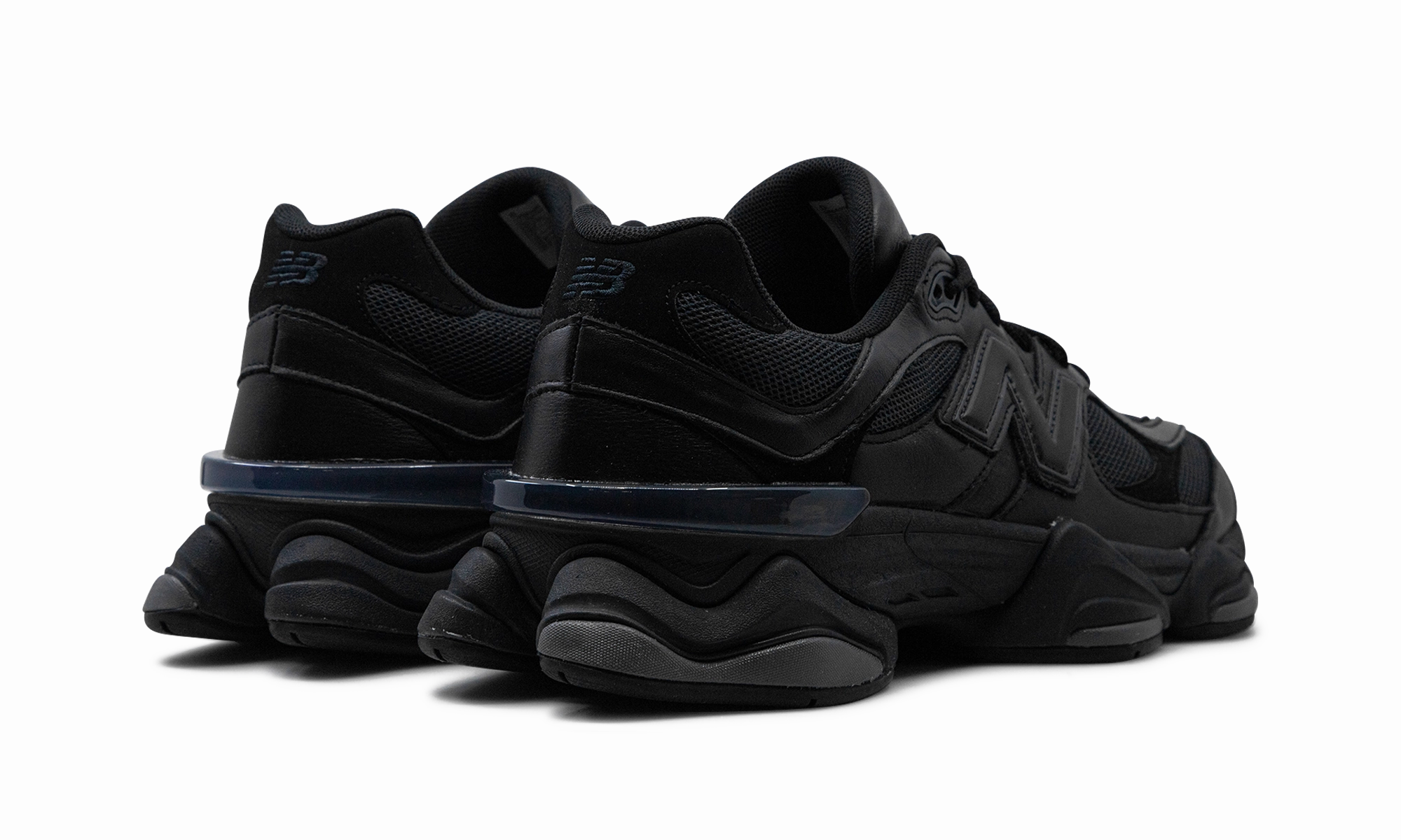 9060 "BLACK" snowy days