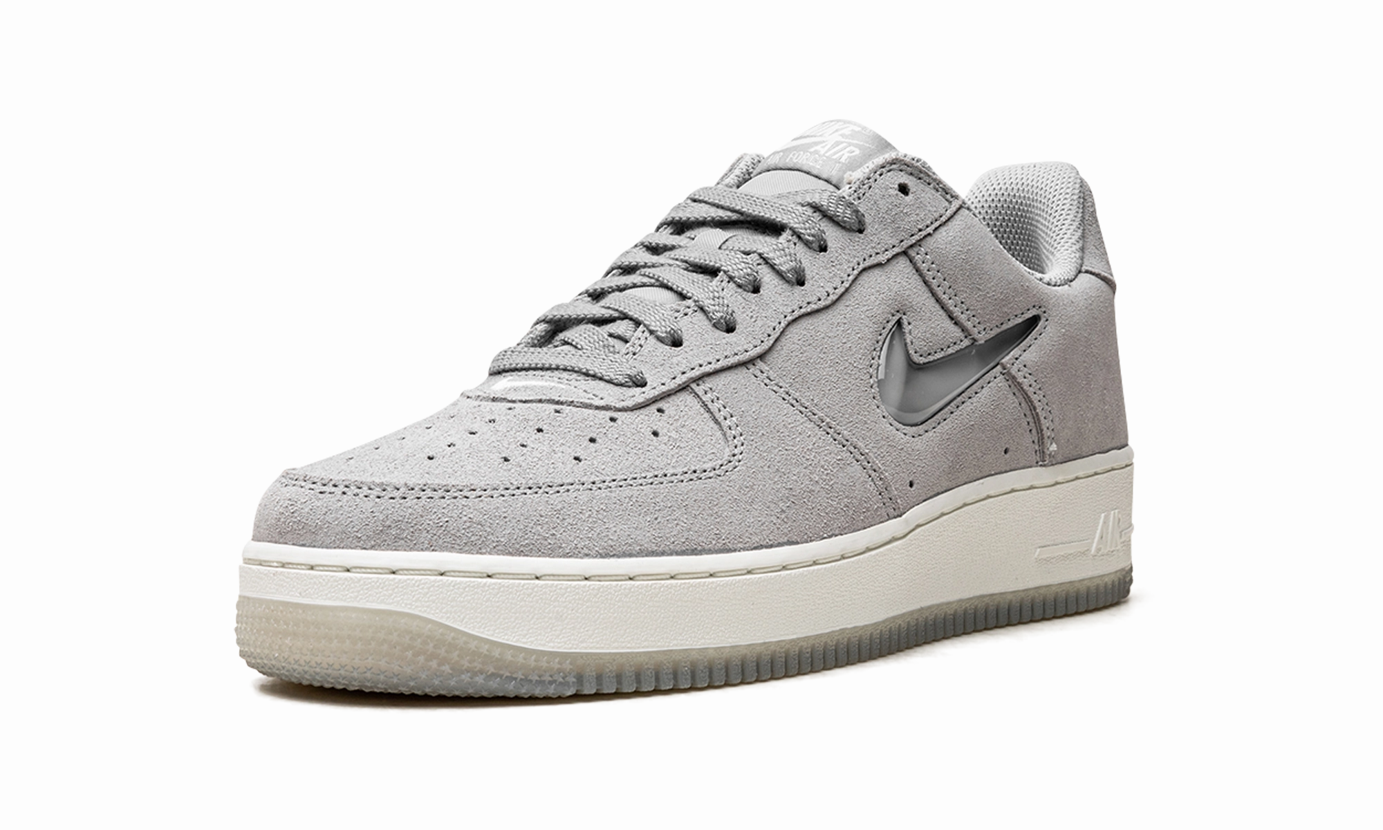 Foot alignment Air Force 1 Low "Color of the Month - Light Smoke"