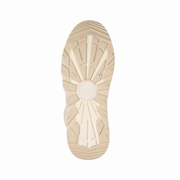 UGG Women's CapTrail Low Light Beige ReinforcedHeel Move Free