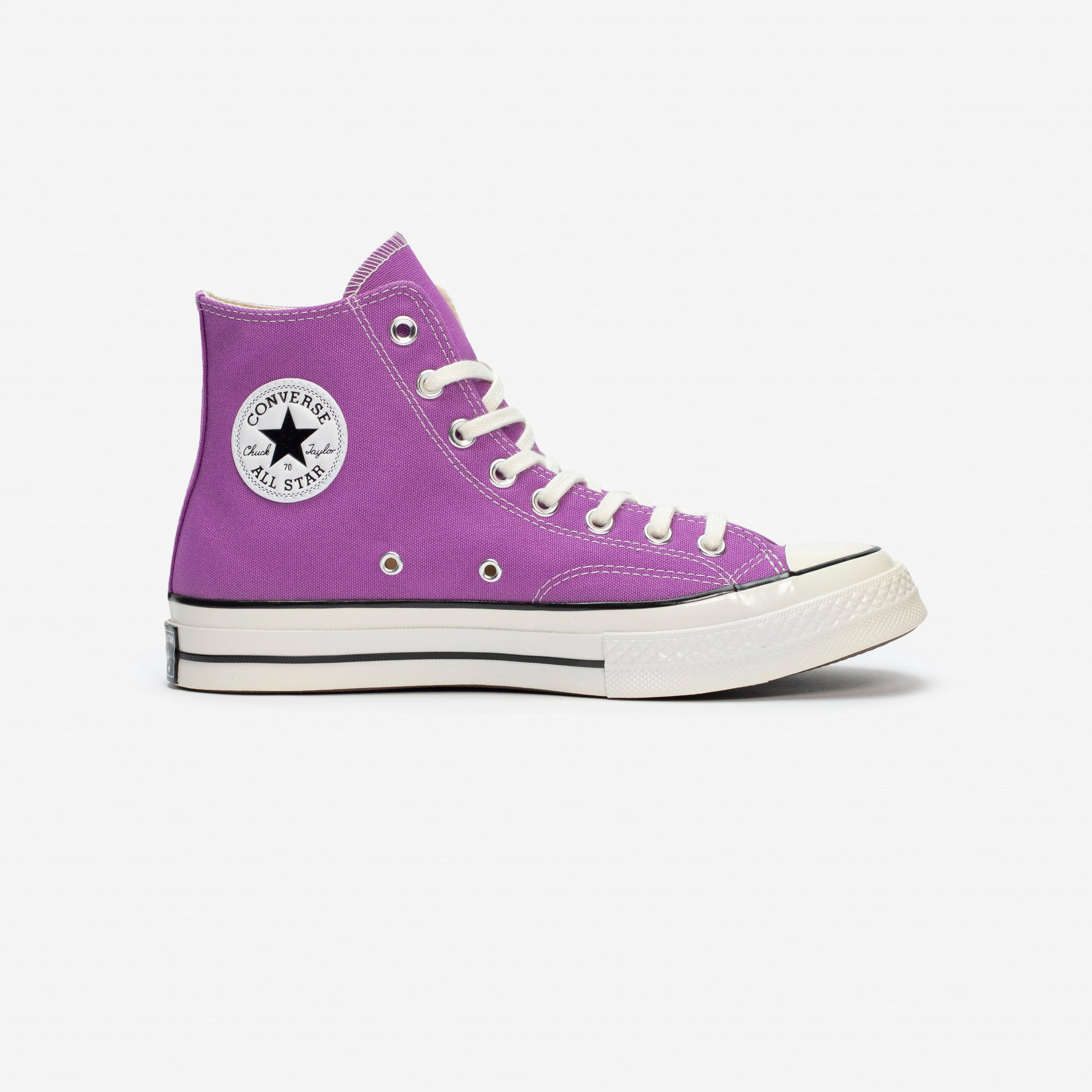 Comfortable Arch Area walking shoes Chuck 70