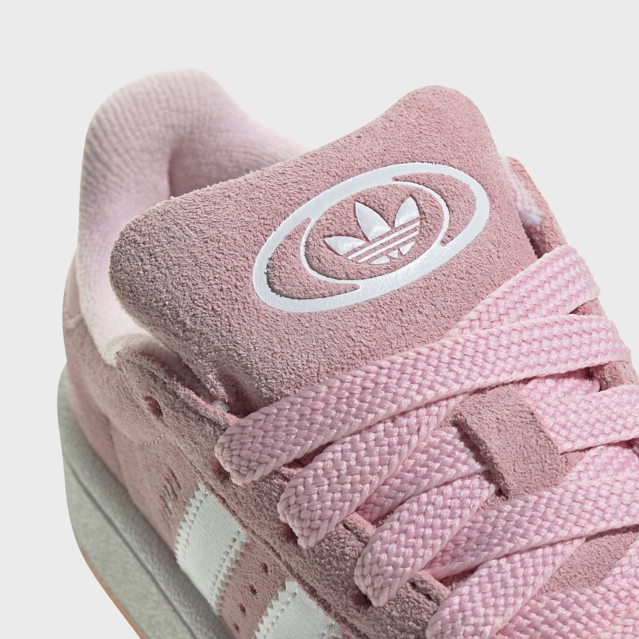 Lightweight Responsive Cushioning adidas Children's Campus 00s Cloud Pink / White - Gum