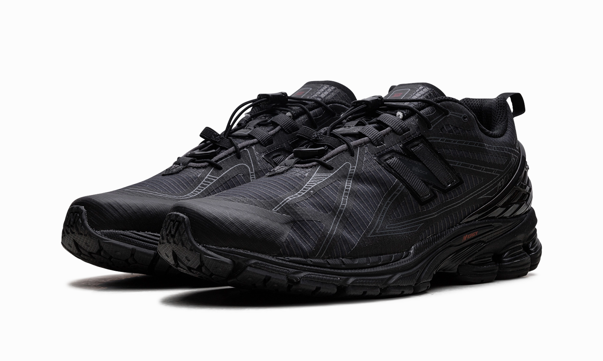 1906R "Black Magnet" Ground Feel Technology firm - midsole - feature shoes