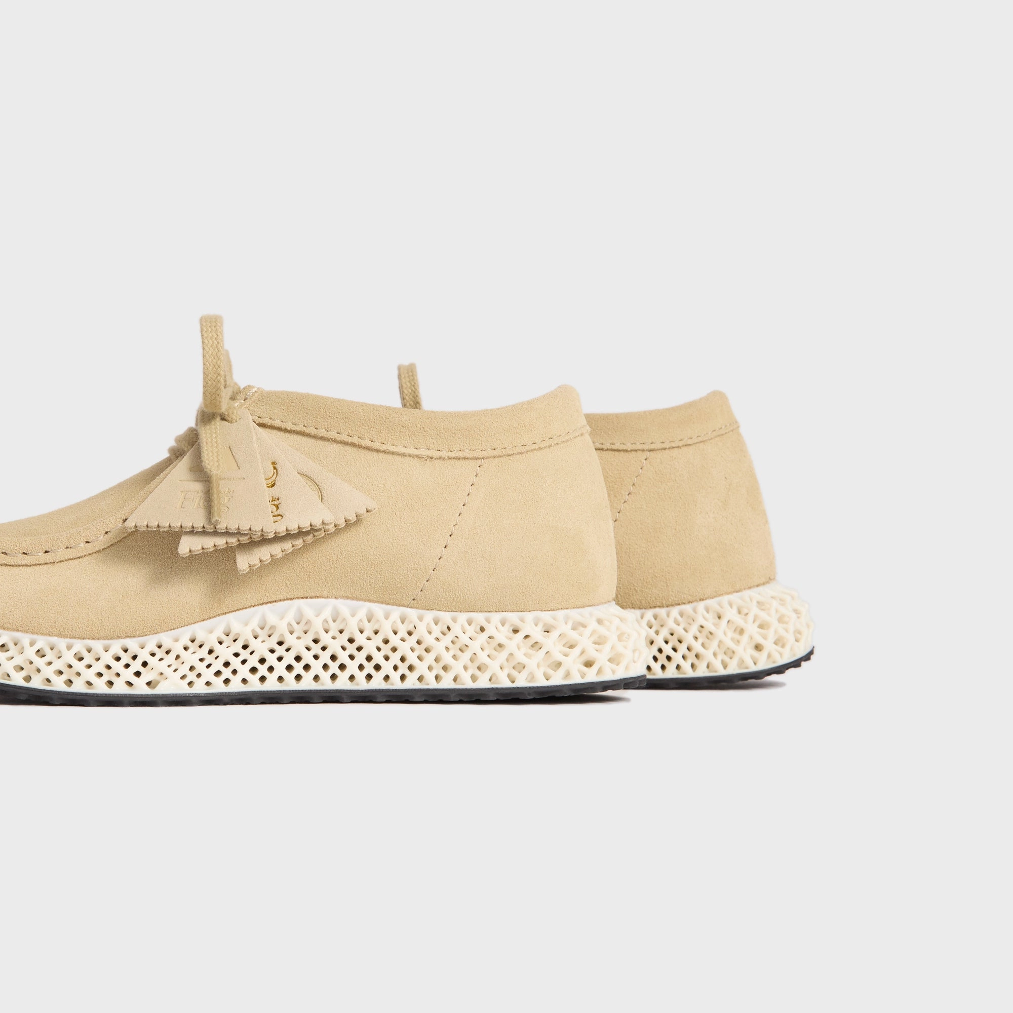 Arch support Mud Resistant Stylish Explorer The 8th St Wallabee by Ronnie Fieg for adidas Originals & Clarks Originals 4D - Maple