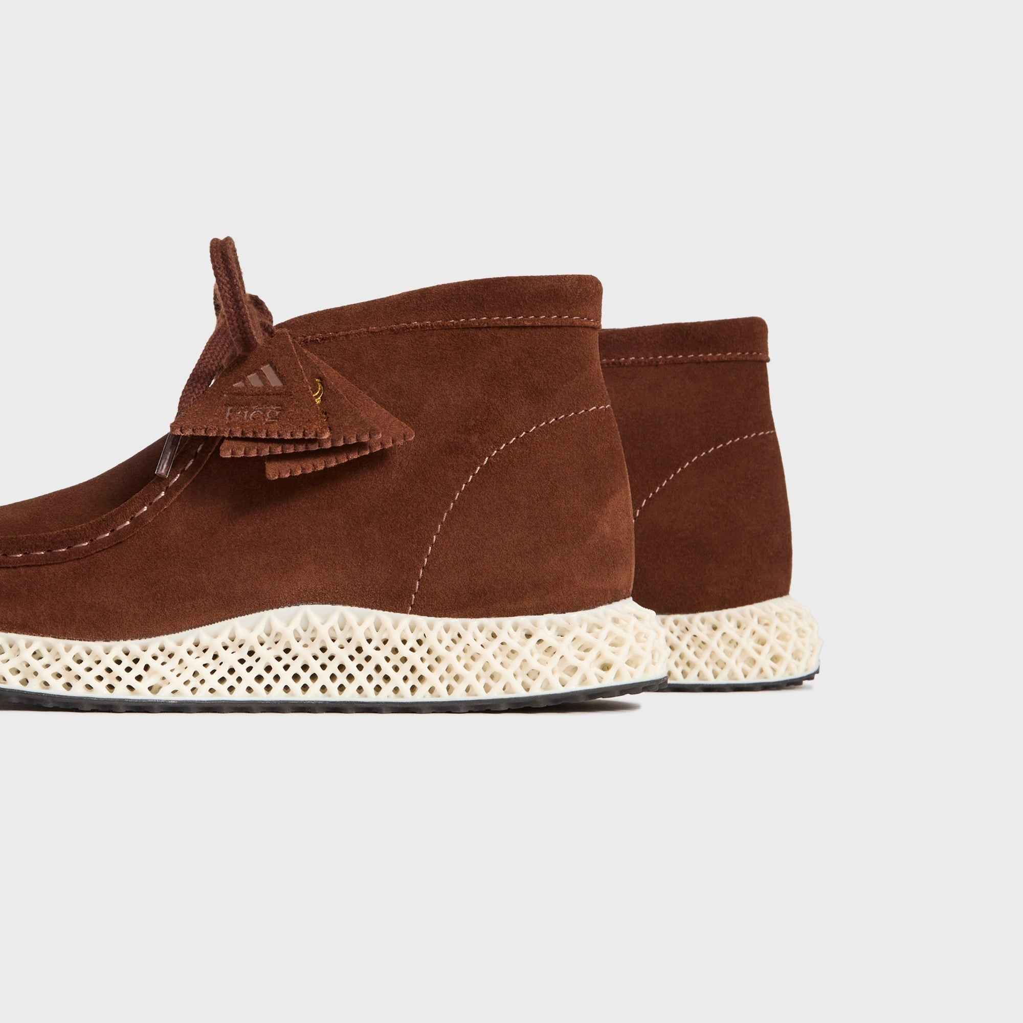 Functional And Fashionable Quick Pull The 8th St Wallabee by Ronnie Fieg for adidas Originals & Clarks Originals 4D Mid - Chestnut