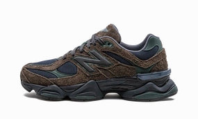 9060 "Beef And Broccoli" magnetic closure shoes