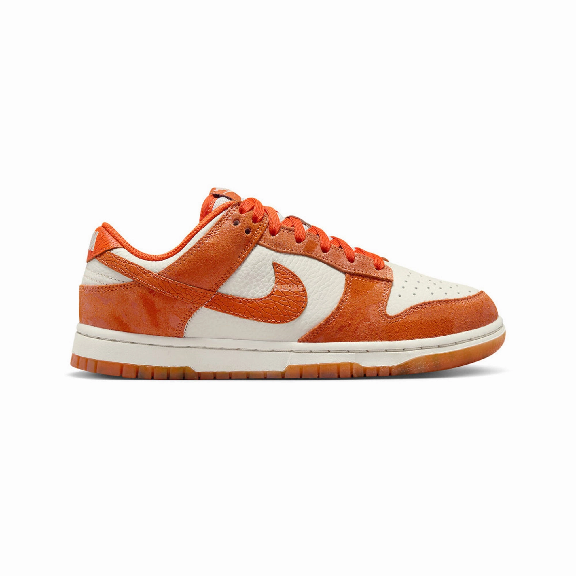 Nike Dunk Low 'Total Orange' Women's (2023) Vacation Style