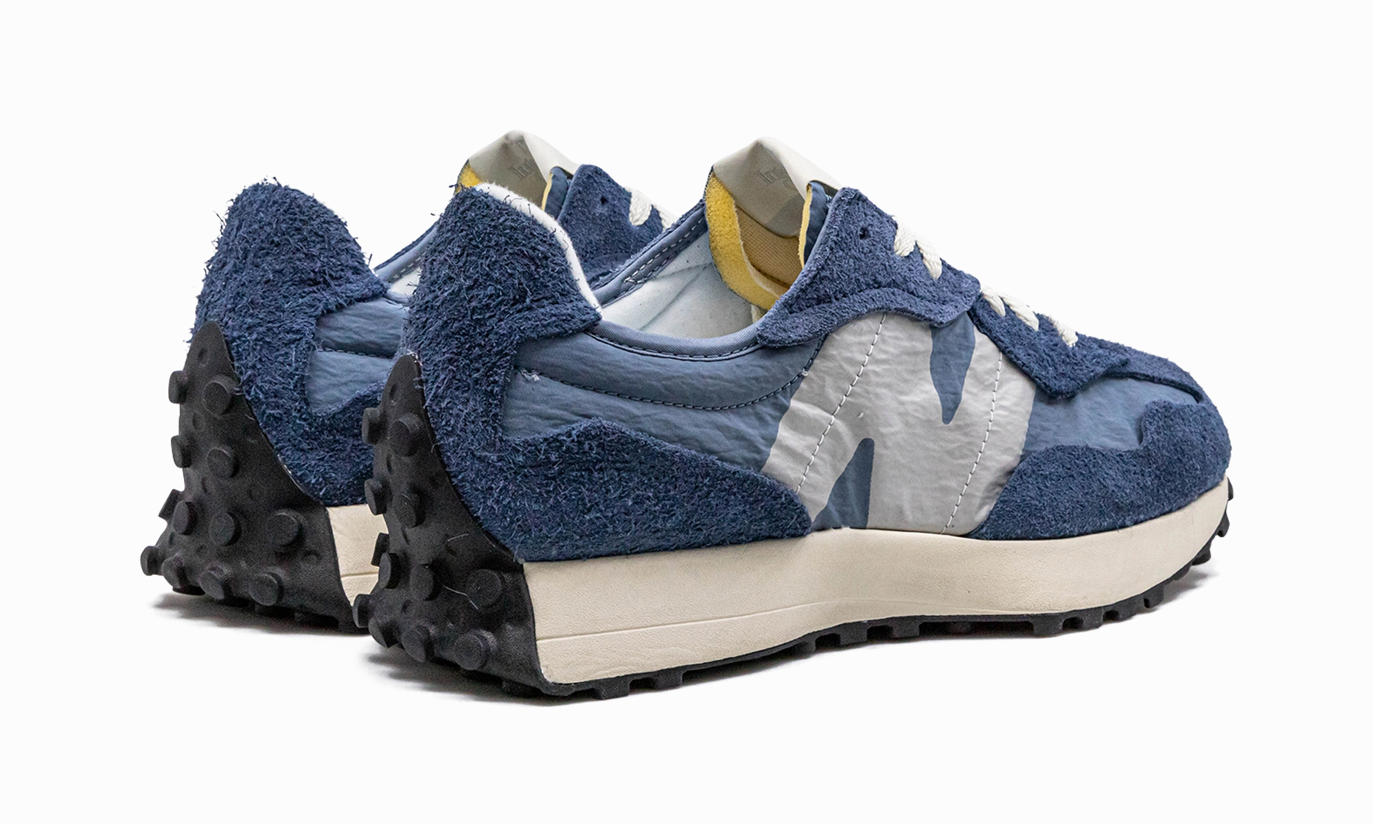 Tread Pattern Optimization Multi terrain Traction U327WV1