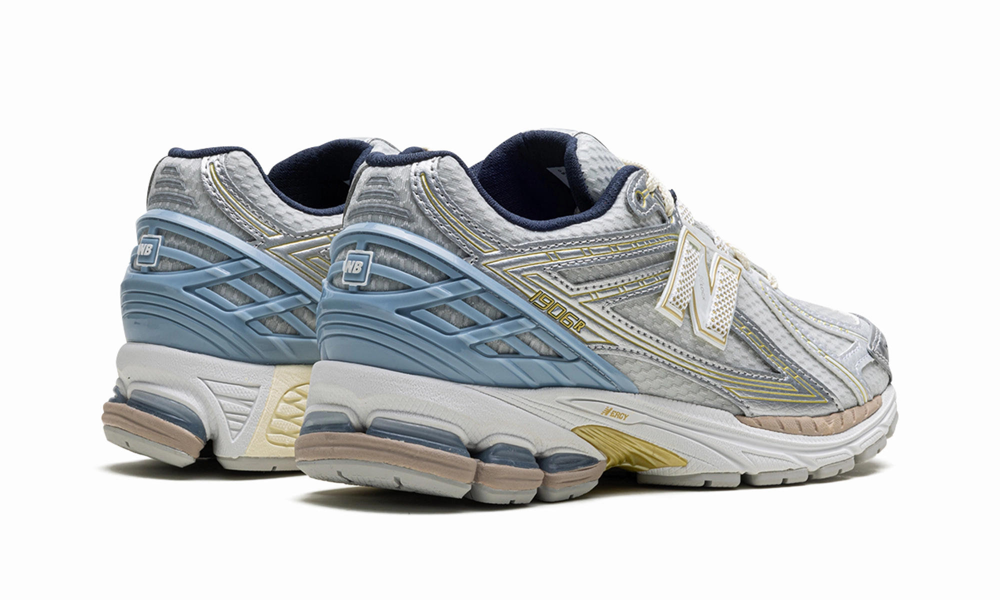 1906R "Kith- White" boxing shoes