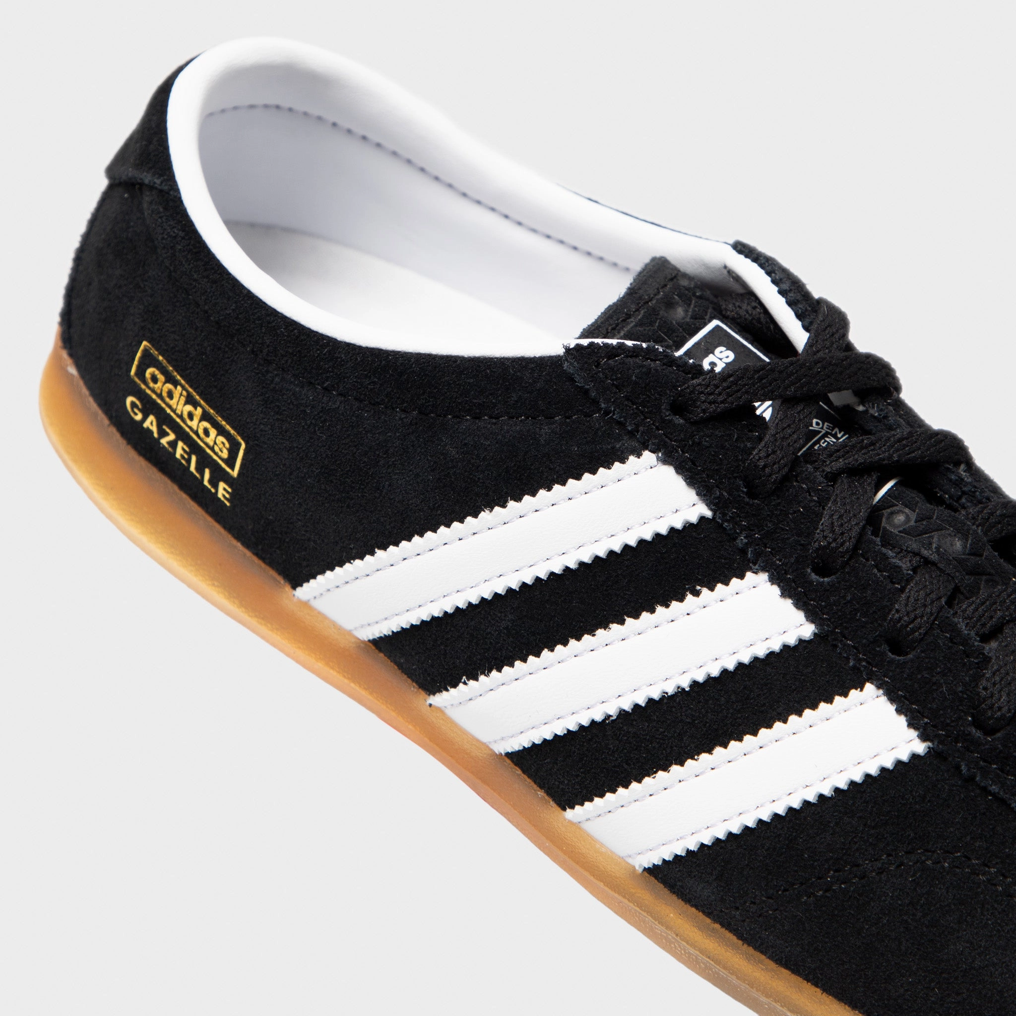 adidas Originals Women's Gazelle Lo Pro Core Black / Cloud W Clean Aesthetic Flex Zones Engineering