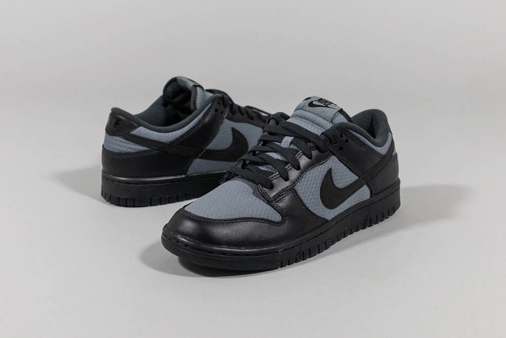 Nike Dunk Low 'Off Noir' Family Pace Hill Climb