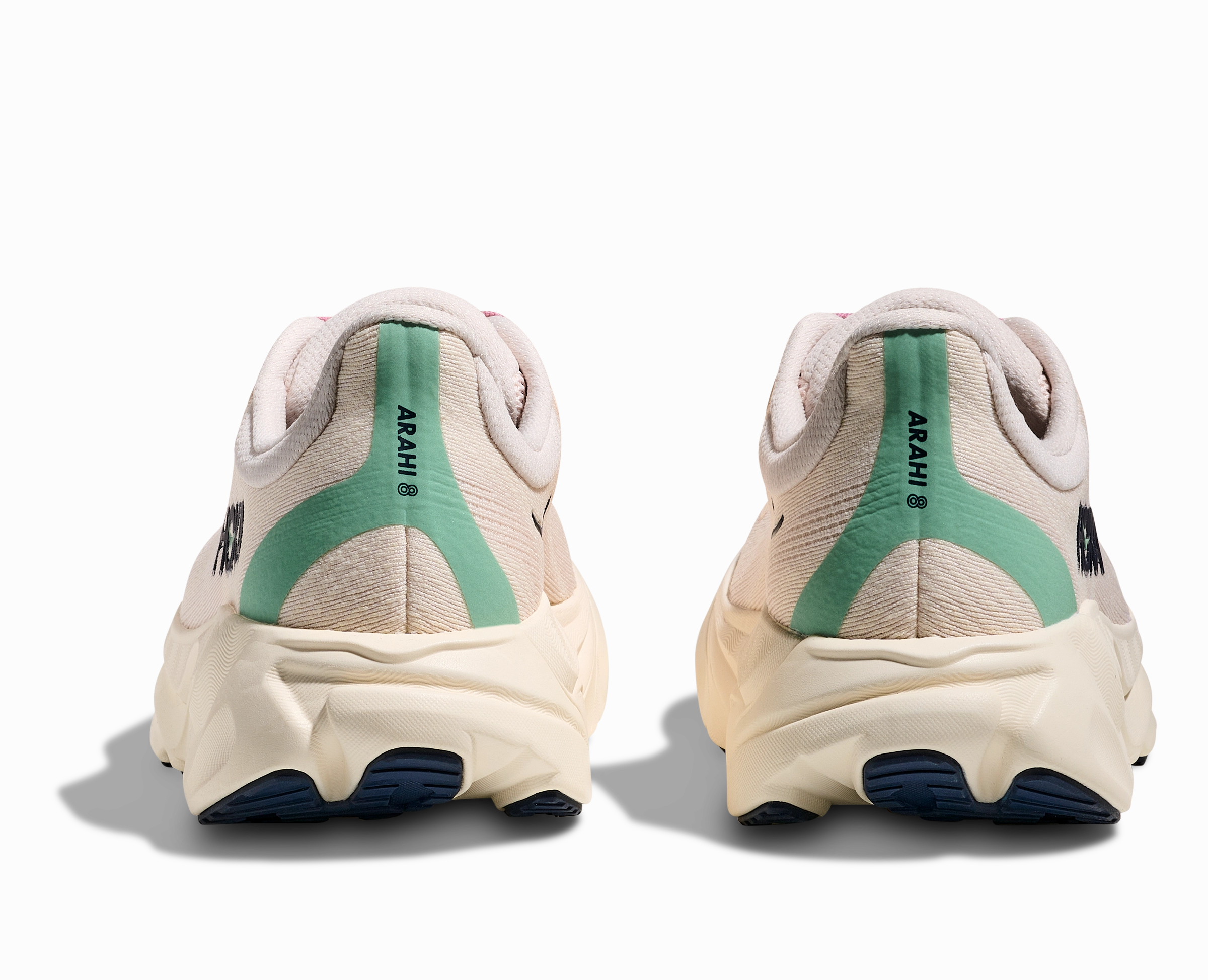 Women's Arahi 8 - Rose Cream / Alabaster Sporty Appearance