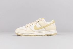 Morning Step Cold Step Women's Nike Dunk Low 'Muslin and Team Gold'