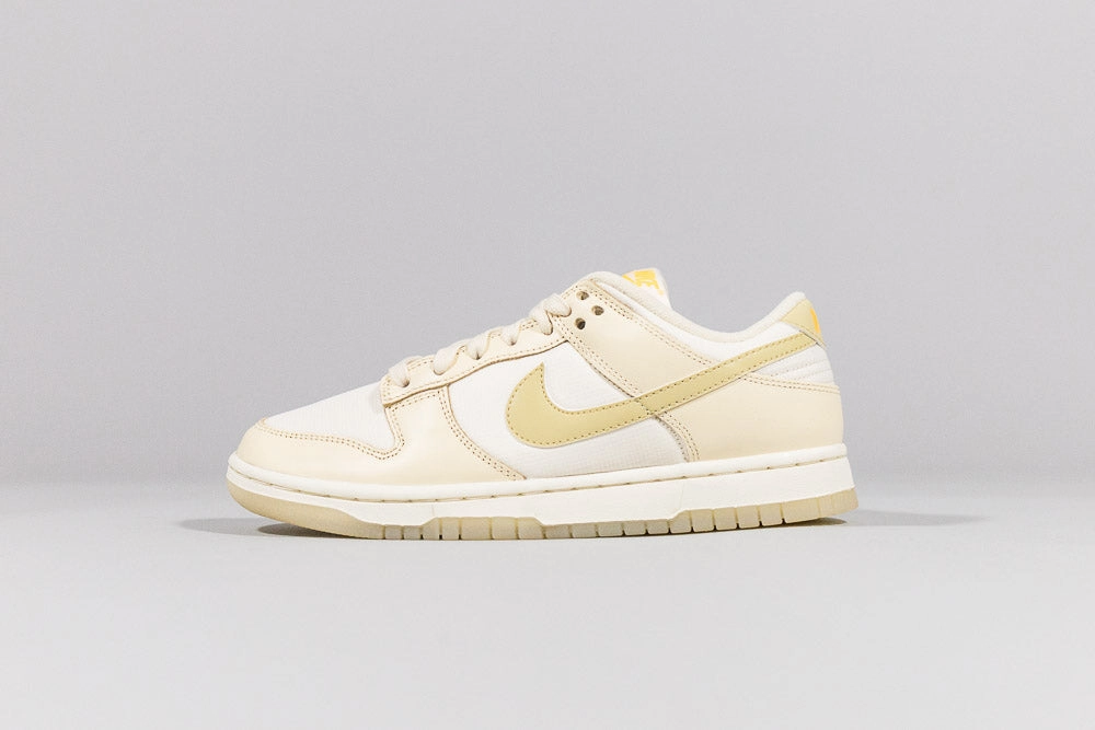 Morning Step Cold Step Women's Nike Dunk Low 'Muslin and Team Gold'