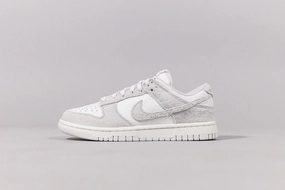 Stream Jog Shock Diffusing Midsole Women's Nike Dunk Low 'Summit White and Photon Dust'