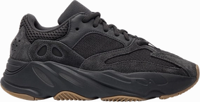 Motion Contour Yeezy Boost 700 'Utility Black' - FV5304