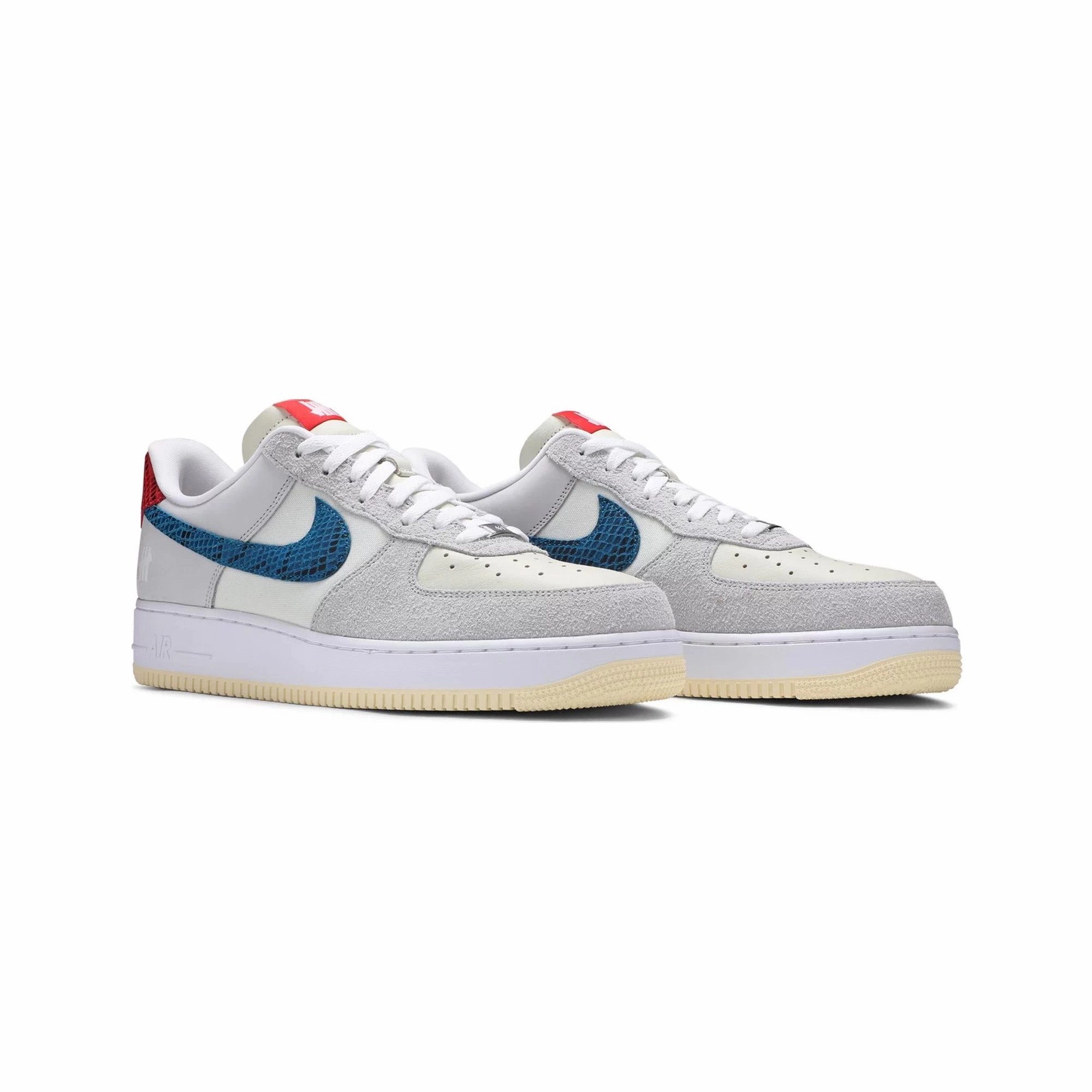 Comfortable Step Nike Air Force 1 Low SP Undefeated 5 On It Dunk Vs. AF1 'Grey Fog' (2021)
