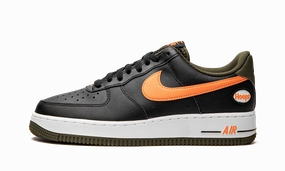 Air Force 1 Low "Hoops Black University Gold" Urban Activity Wild Jog